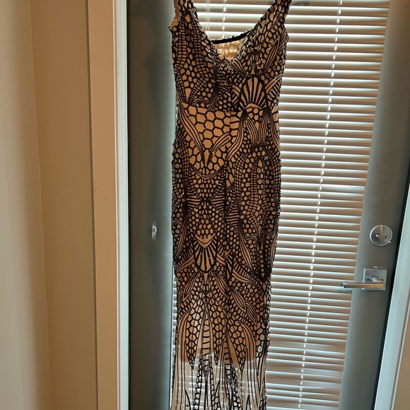 Full length evening gown- gold and black - Picture 2 of 4